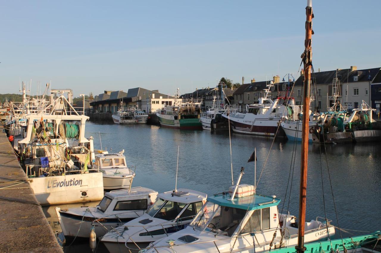 La Goulette Du Vary Commes Екстериор снимка